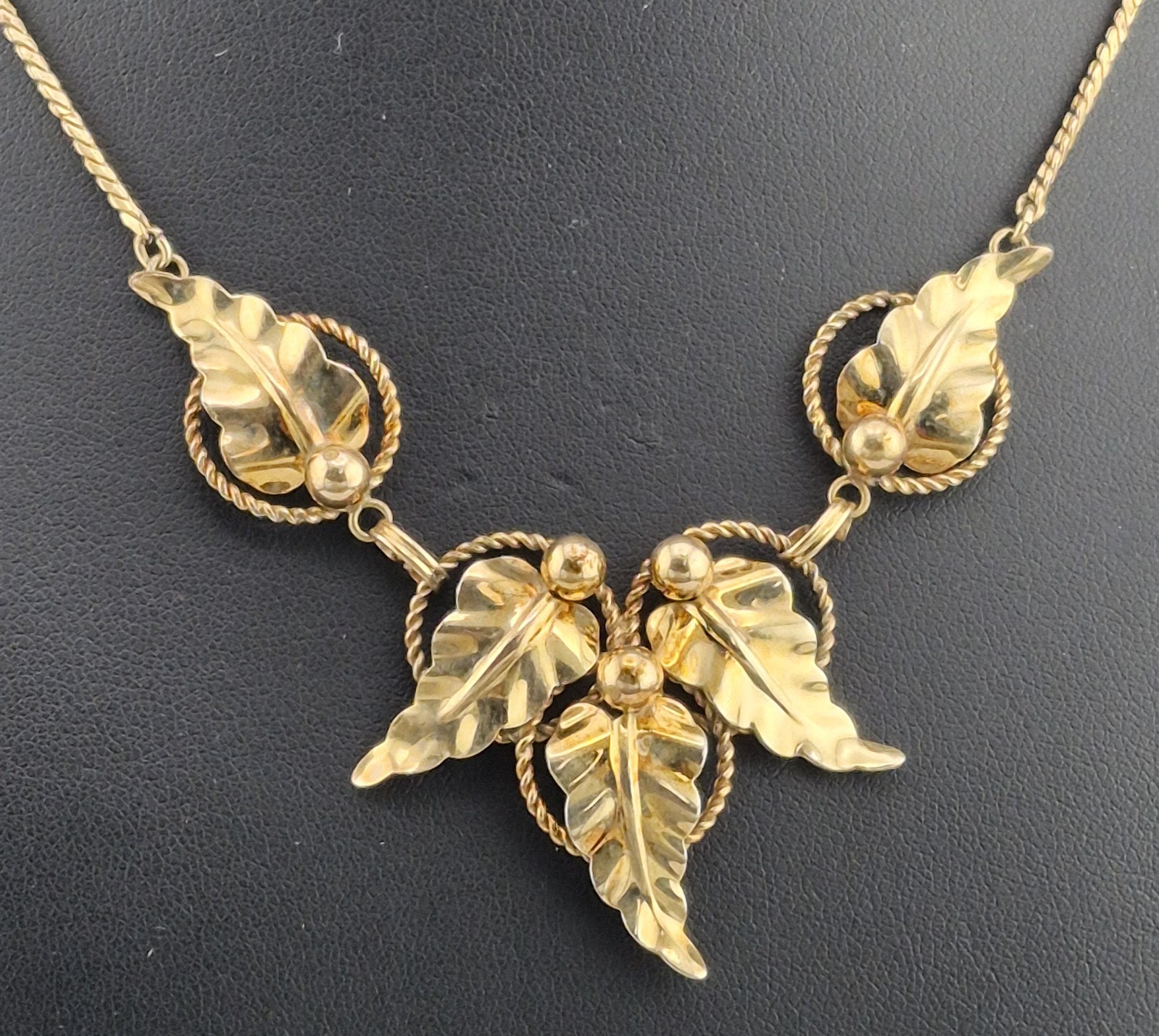 Vintage Van Dell 1/20 12k Gold Fill Leaf Collar Choker 16″ Necklace