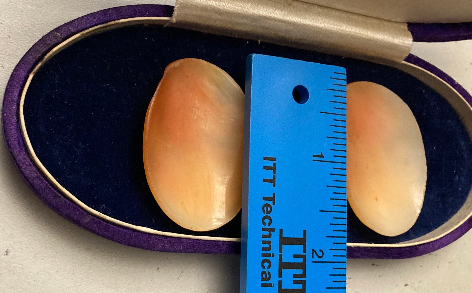 RARE 2 DIFFERENT LARGE CAMEO’S UNMOUNTED