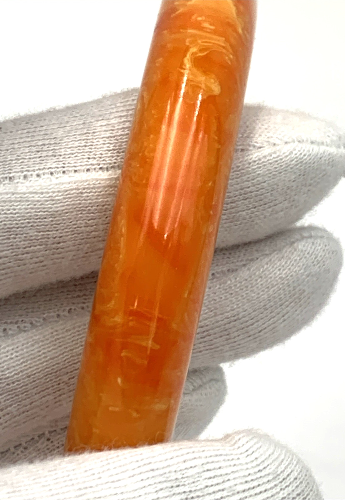 Vintage 12 mm Wide BAKELITE Bangle Bracelet Orange Marbled 29.3g 8″ IC