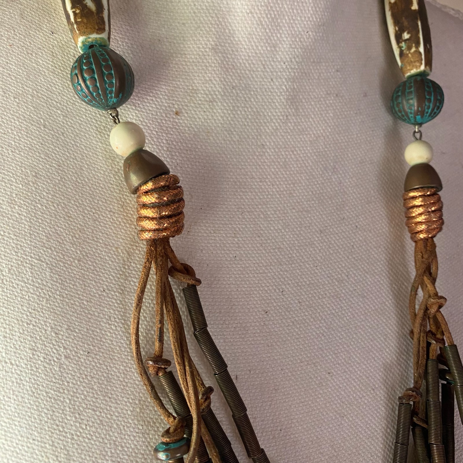 VTG Boho Chunky Mixed Media Statement Necklace Ethnic Earthtones 25″ western