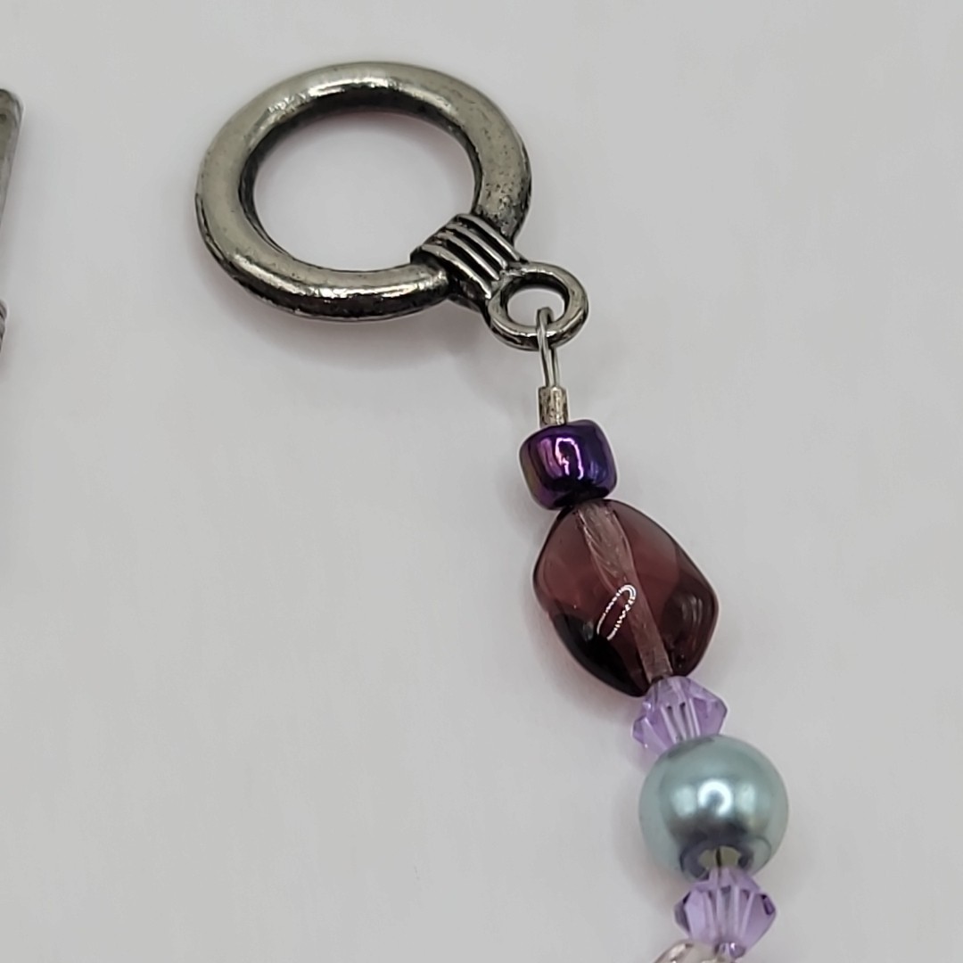 Vtg Floral Red Glass Pink Purple Beaded 6.25″ Bracelet Toggle Clasp