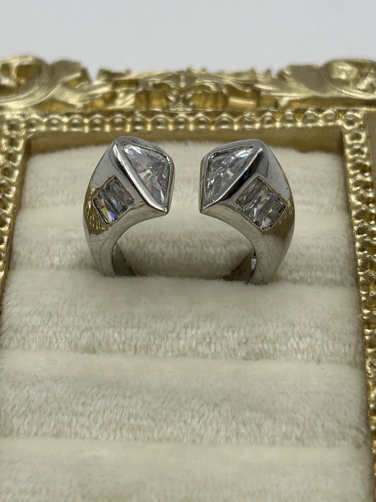 Vintage Silver Tone Open Band Ring Trillion Cut Clear Stones Size 6.5 Modern