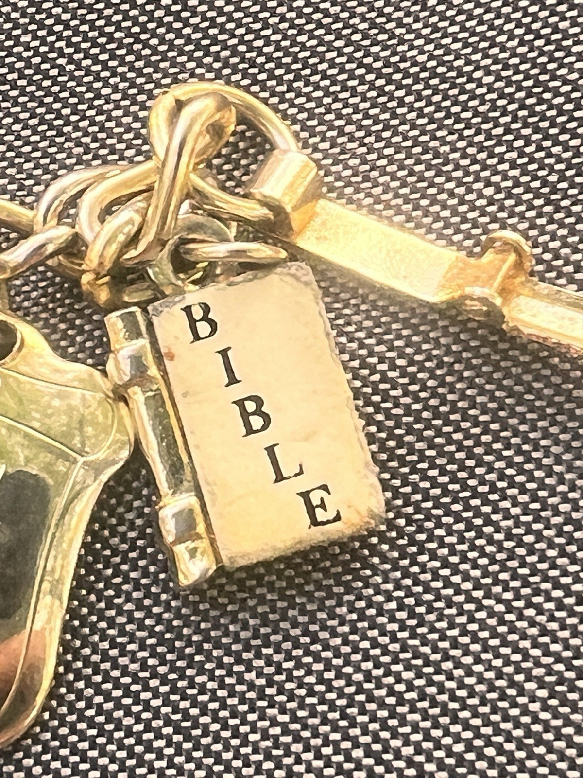 VTG Ten Commandments Charm Bracelet 1950’s Sock- Hop Gold tone Charms W Bible