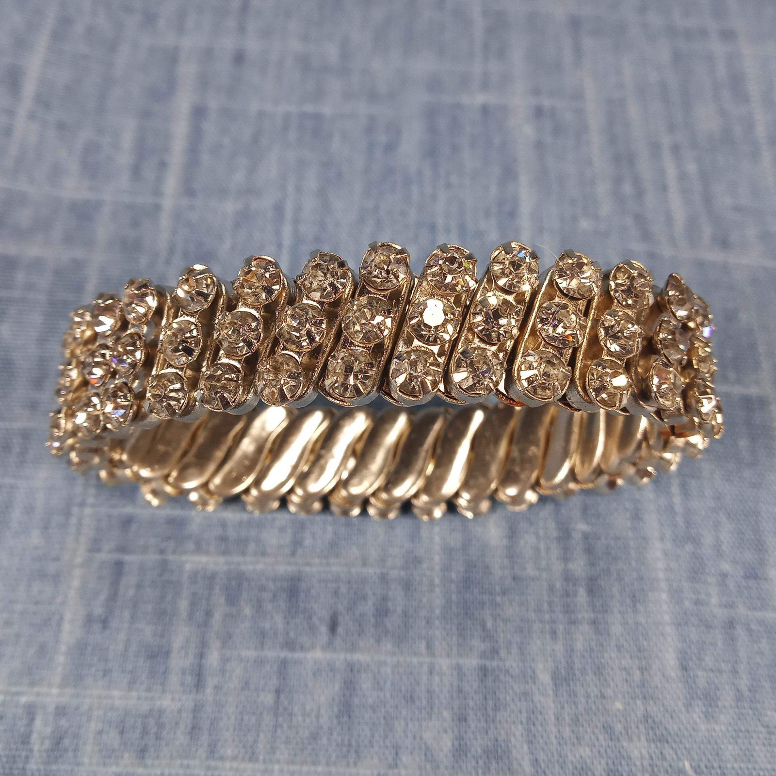 1960s Vintage Expanding Bracelet with Clear Rhinestones
