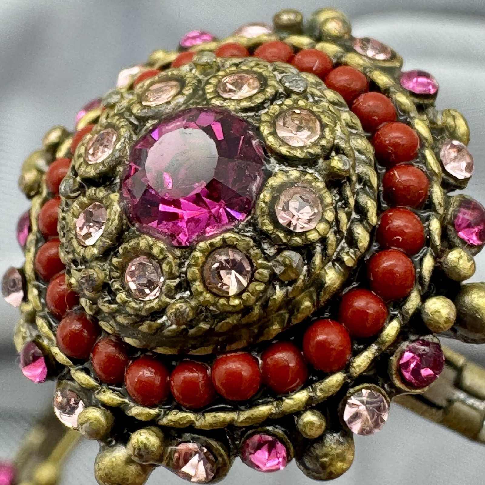 VTG Bronze Crystal Rhinestone Pierced Hinge Back Earrings Lt Rose Fuchsia Red