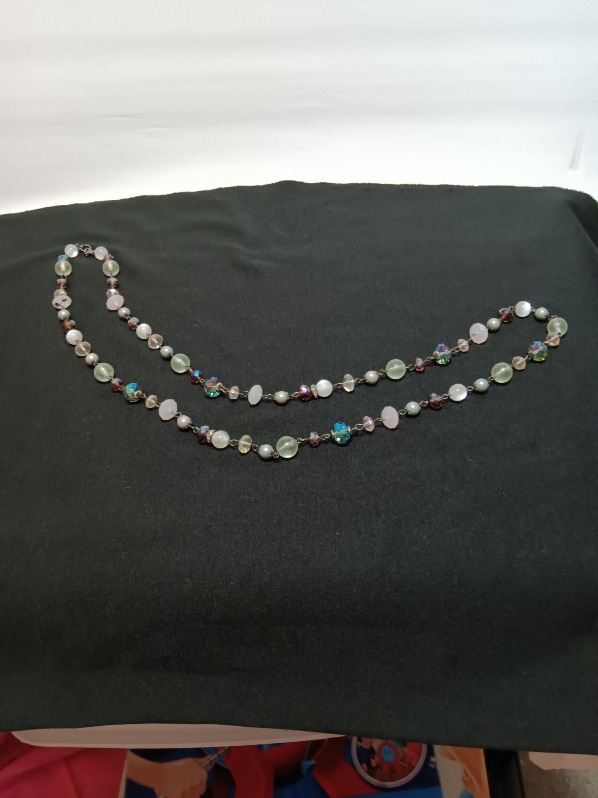 Vintage 37″ Beaded Necklace Antique Gold Colored Metal