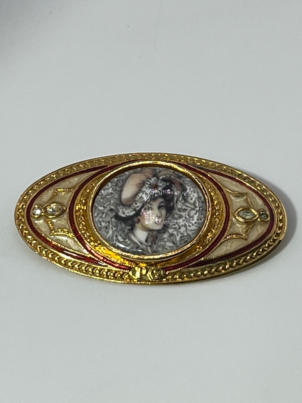 Vintage Art Deco Style Portrait Brooch Gold Tone Enamel Oval Pin Victorian Woman