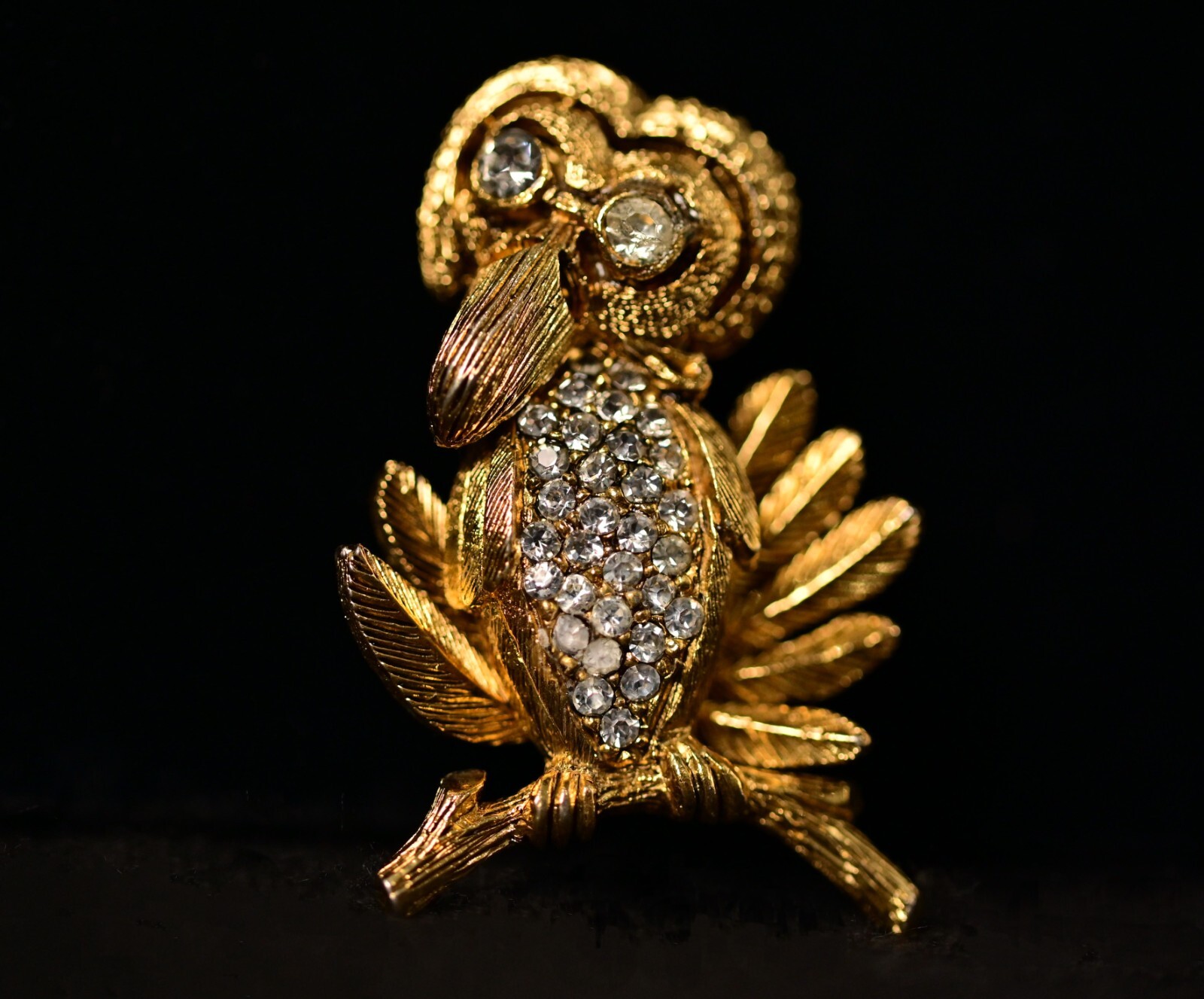 JUDITH GREEN Original Vintage Signed Gold Zirconia Rhinestone Gem Brooch Pendant