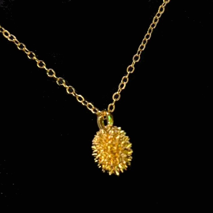 VTG Gold-plated? (NOT SURE ) Gold Tone Pendant Necklace marked ‘999’, 17 inch