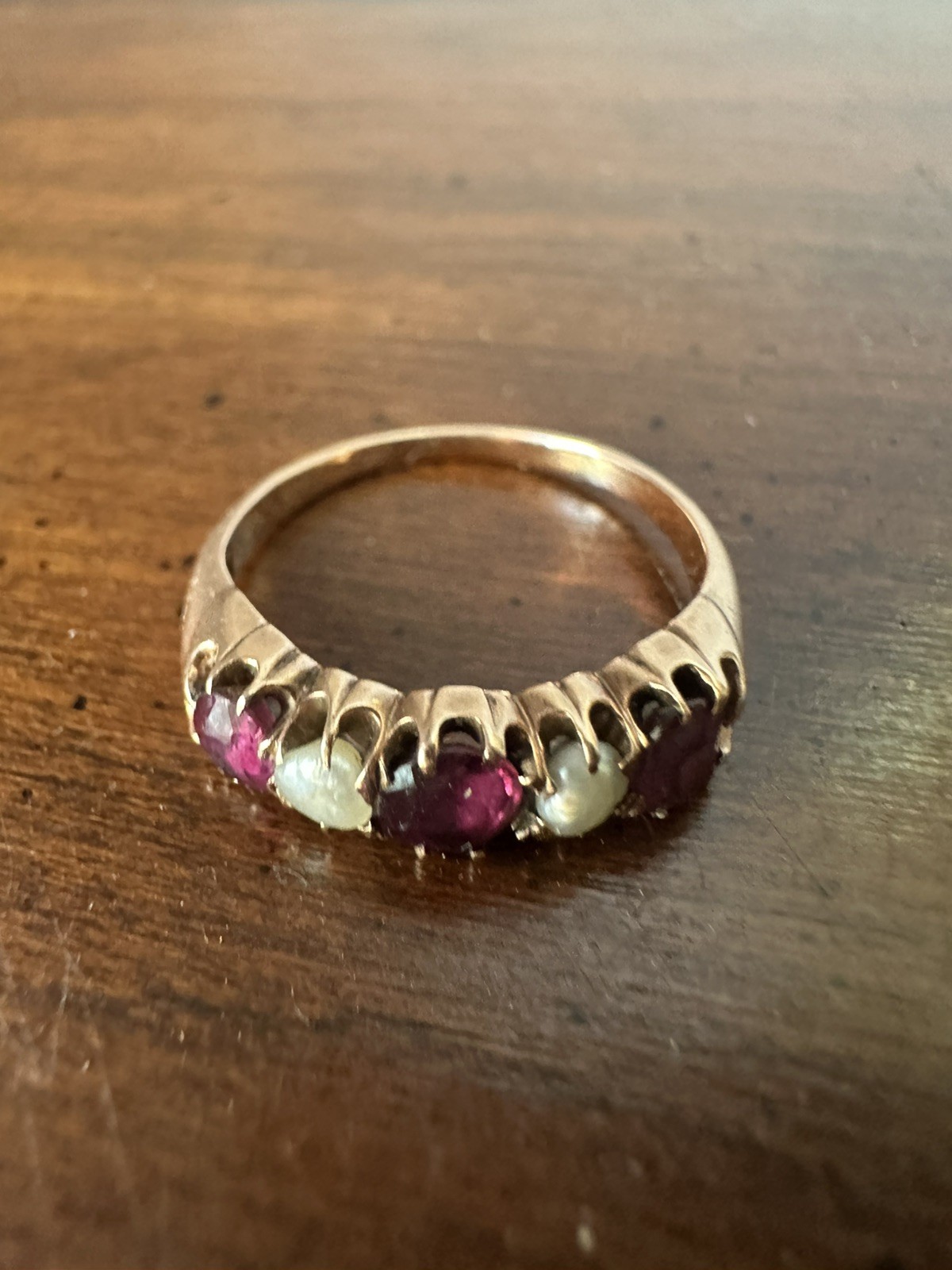 💎 Antique Edwardian 18K Ruby & Pearl Five-Stone Pinky Ring – Size 4.25