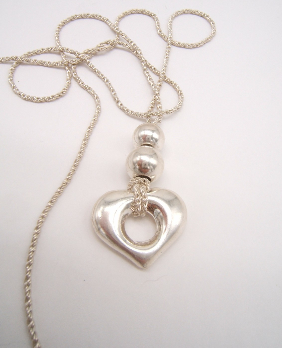VTG MILOR HEART PENDANT NECKLACE LONG 18 3/4” LONG
