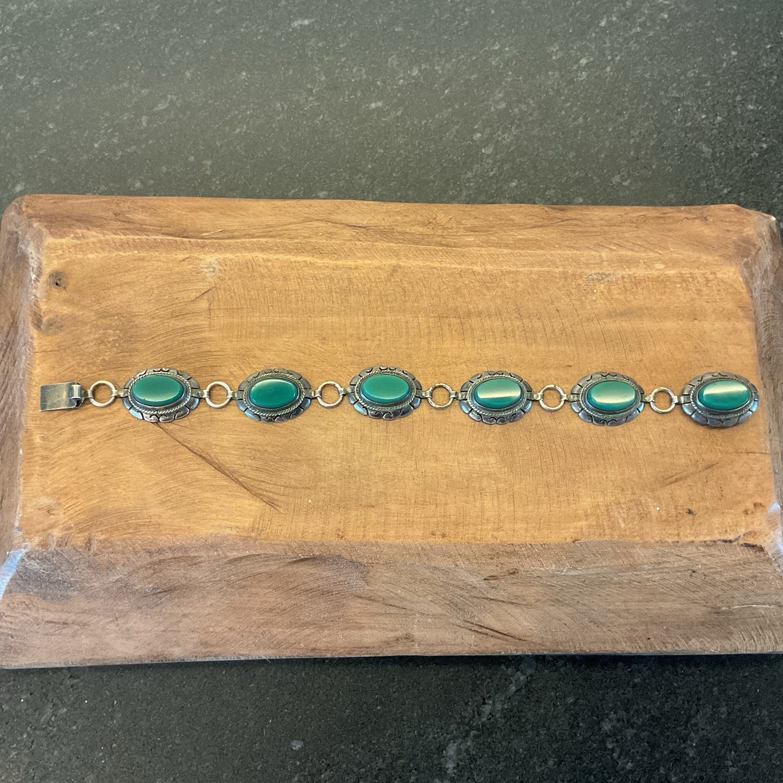 Vintage Mexican Sterling Silver With Green Onyx Stamped “Hecho En Mex”