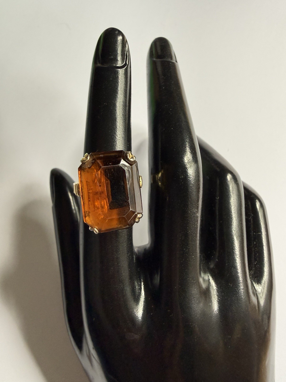 Vintage Signed Avon 1978 Smoky Lustre Large Rectangle Topaz Glass Ring Size 6