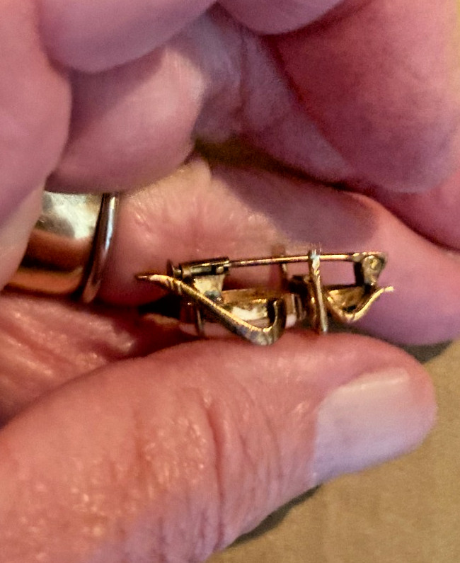 14k Insect Bug Vintage Pin 14k Gold Opal Jade Signed BIN