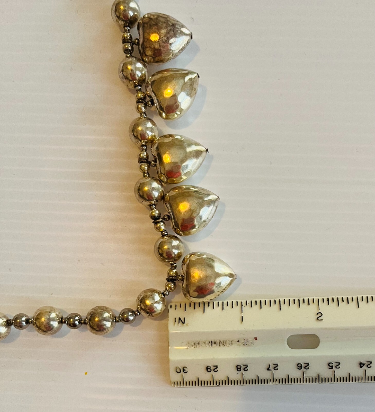 Vintage 1980s Puffy Hearts Beaded Station Silver Tone 16″ Necklace