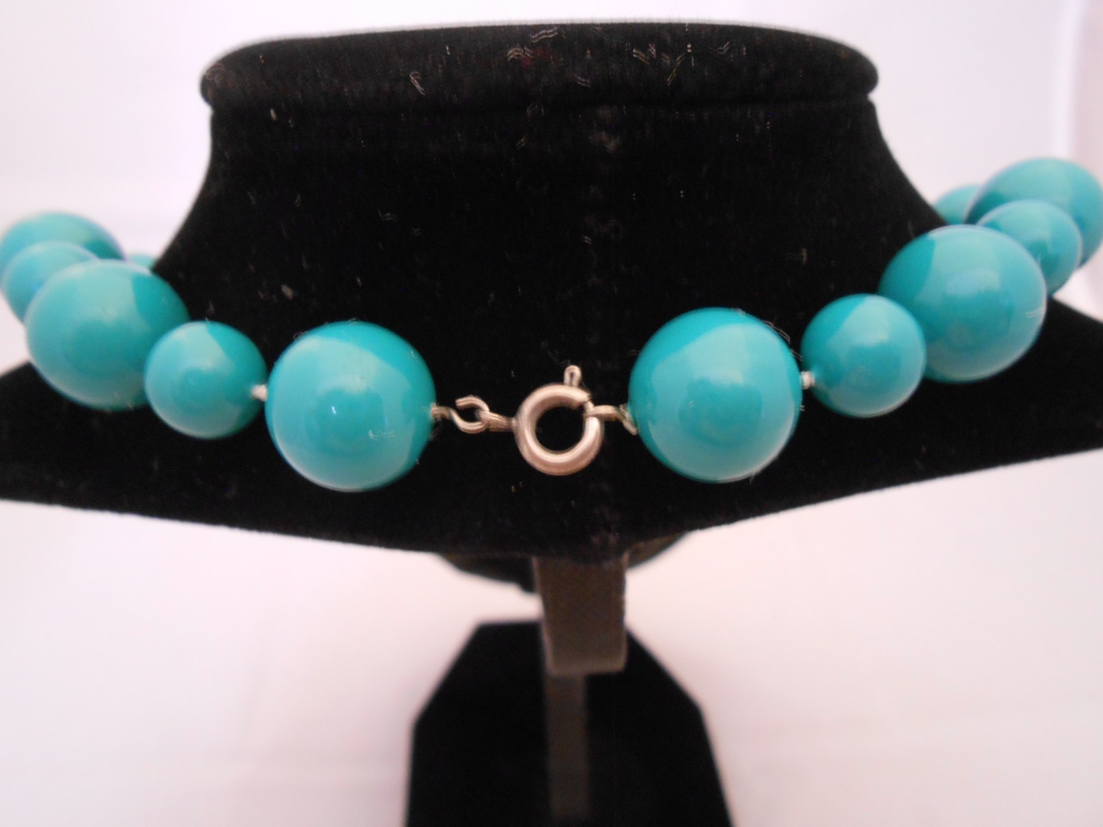 Vintage Turquoise Round Beaded Necklace, Spring Clasp, Retro, Women’s, Jewelry