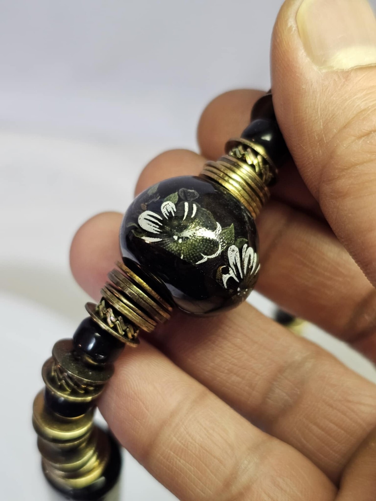 vtg Thick Necklace w/ Metal & Black Glass Beads w flowers 23.5in-Heavy 123g- S88