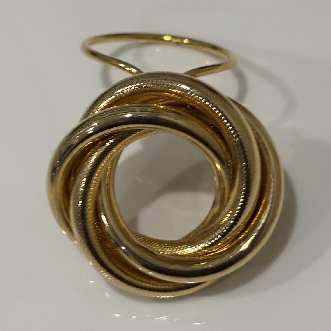 Gold Colored Vintage Knot Scarf Clip – Metal
