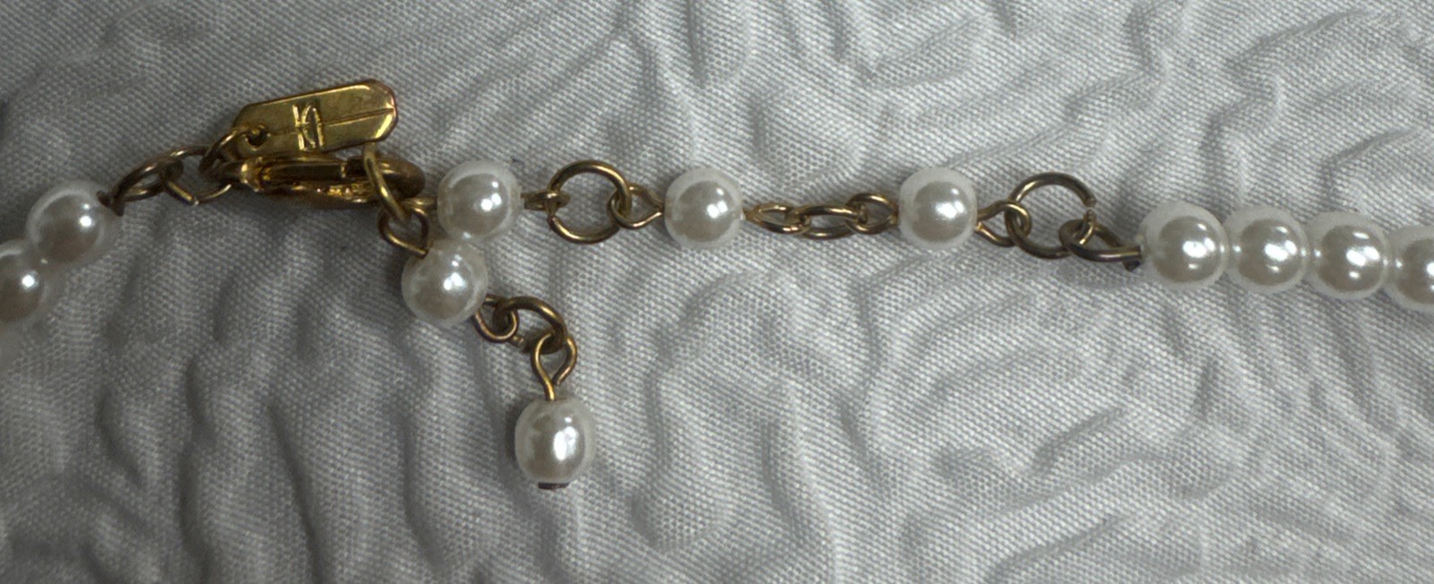 VINTAGE ANNE KLEIN Signed Faux Pearl Collar DESIGNER NECKLACE Sunburst Pendant
