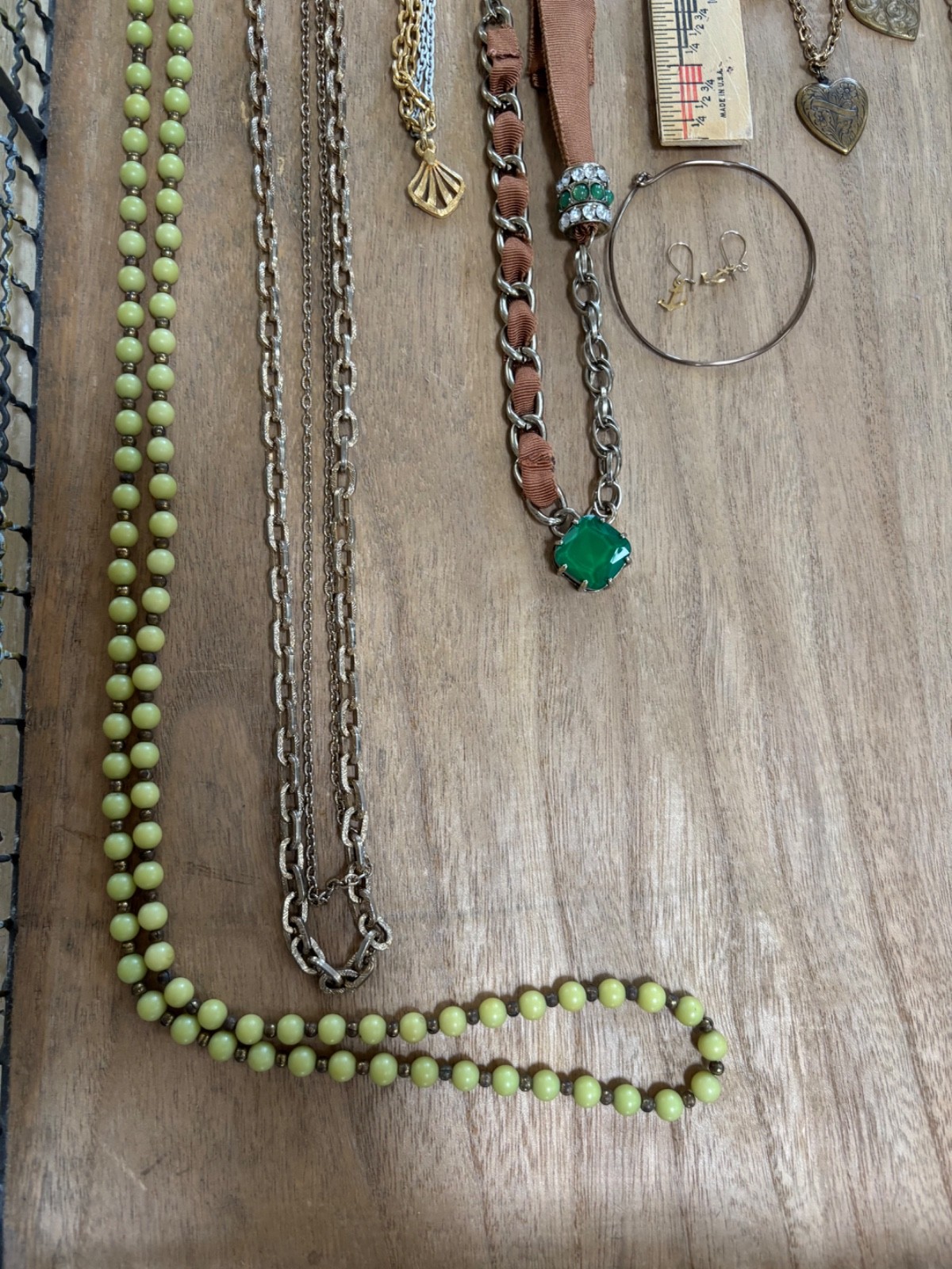LOT Of Used Vintage Gold/Brass Toned Costume Jewelry Necklaces- 6 pieces