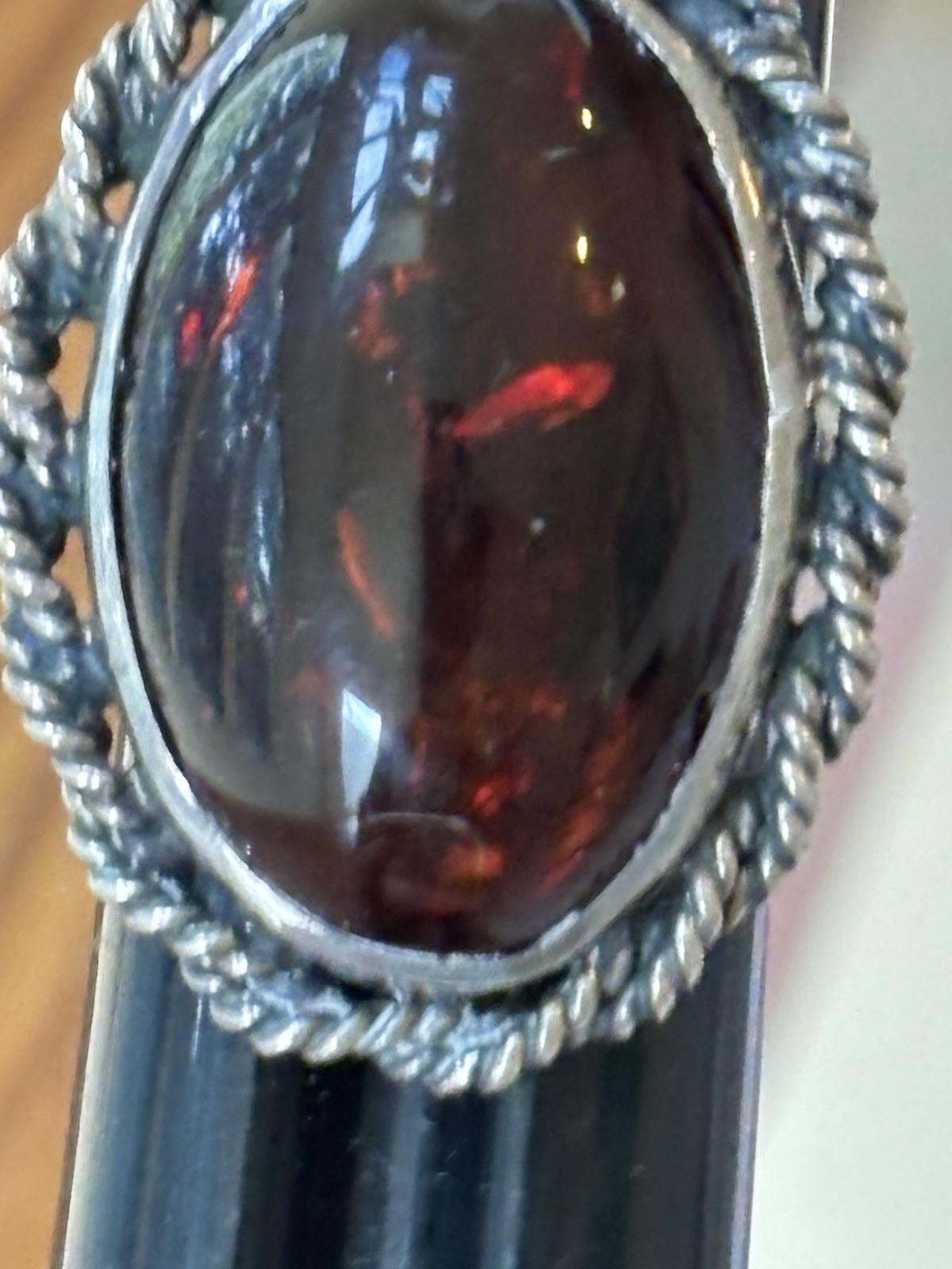 Vtg. HALLMARKED 925 Head Facing Right STERLING SILVER AMBER RING Hand Made 7.75