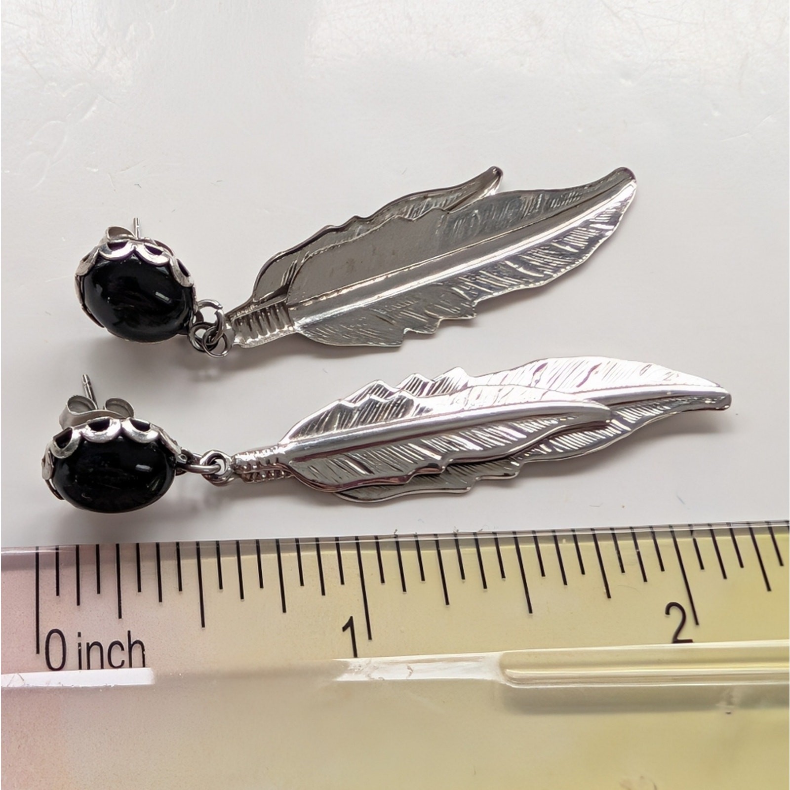 Vintage Bohemian Native American Faux Onyx Cabochon Feather Dangle Earrings