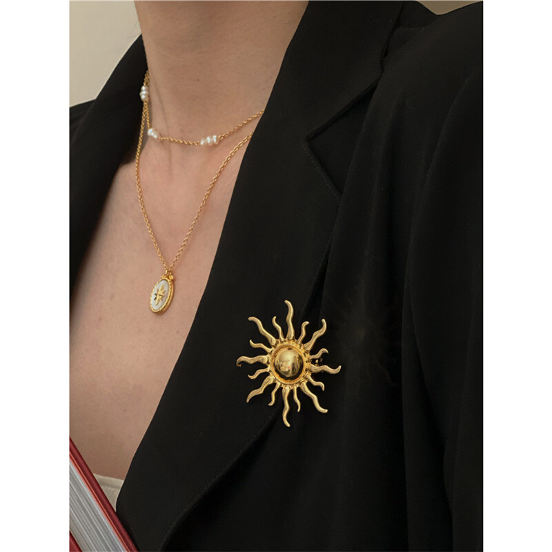Vintage Enamel Flower Brooch Women Men Jewelry Gift Collar Decor Badge Corsage