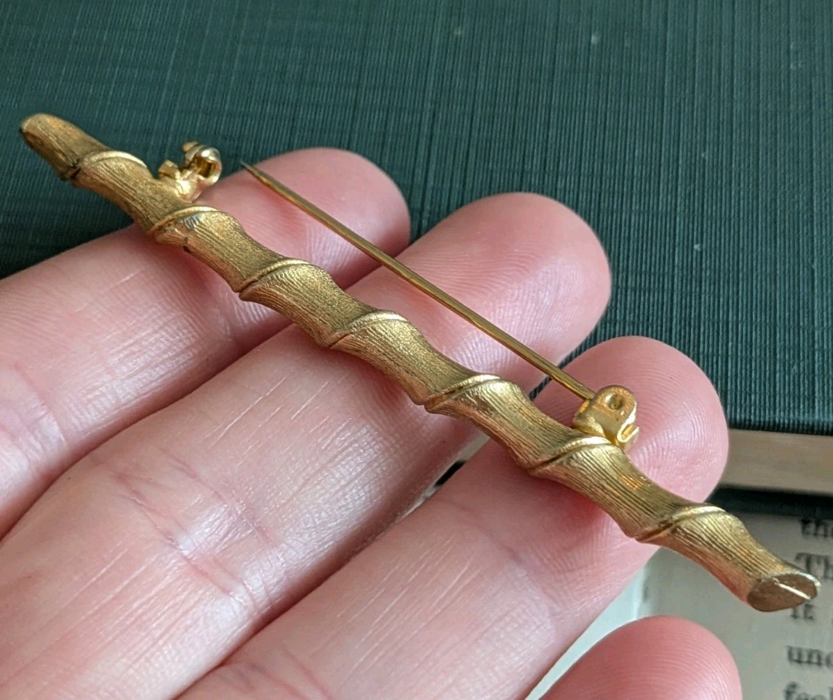 Vtg Organic Bamboo Bar Pin Gold Tone Branch Shaped Mid Cen Brooch Nature Inspire