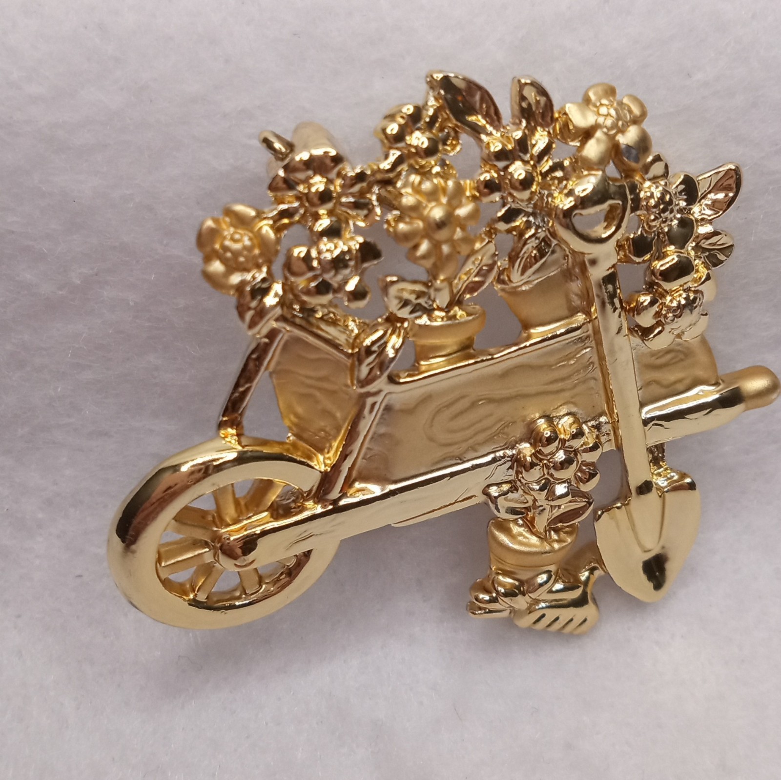Wheelbarrow of flowers Brooch, gold tone, garden, spring Flower Cart AJC