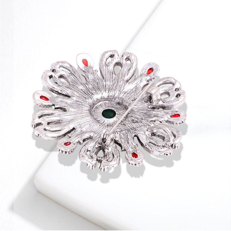 Women Vintage Enamel Flower Brooch Women Men Gorgeous Jewelry Gift Accessories