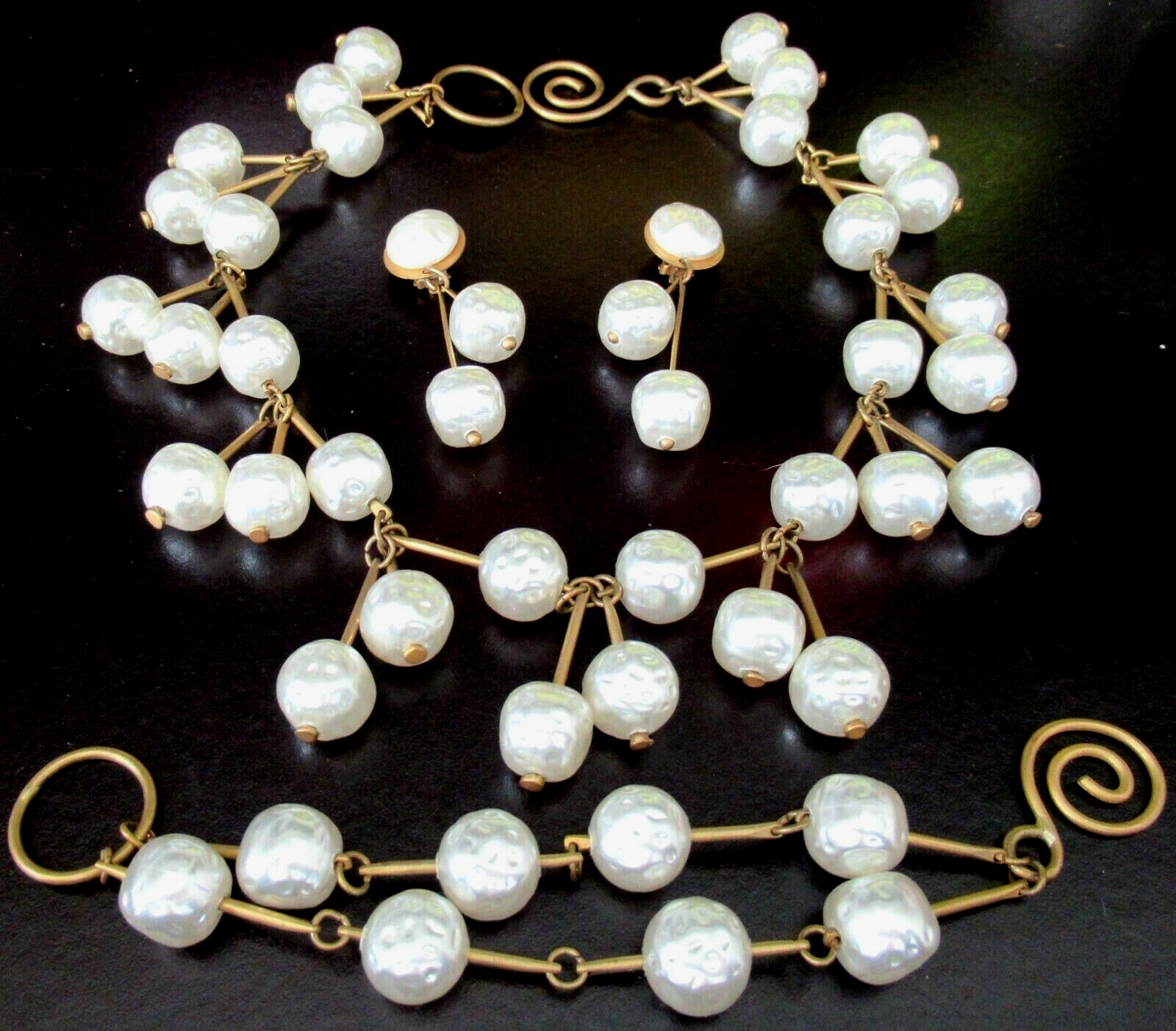MARTHA VANCOUVER STURDY RARE Baroque Style Pearl Necklace Bracelet Earring Set
