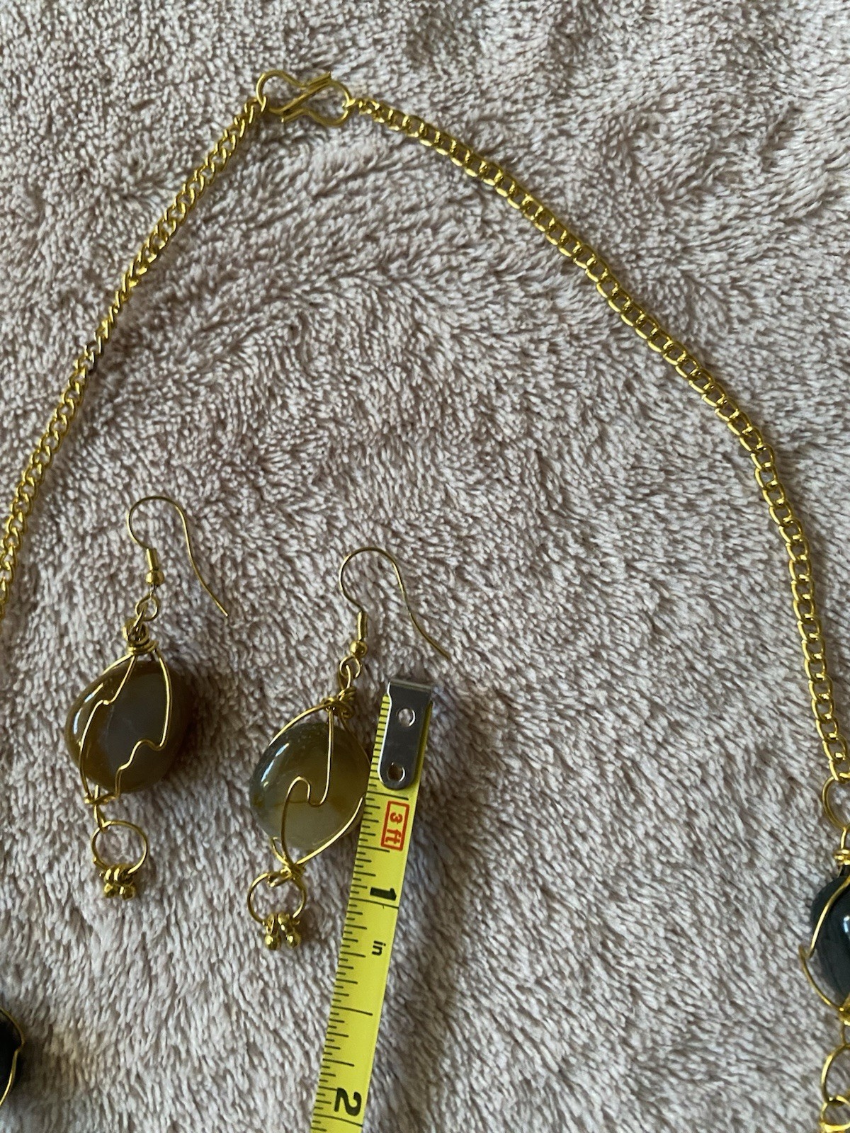 Polished gemstones necklace-earring set vintage