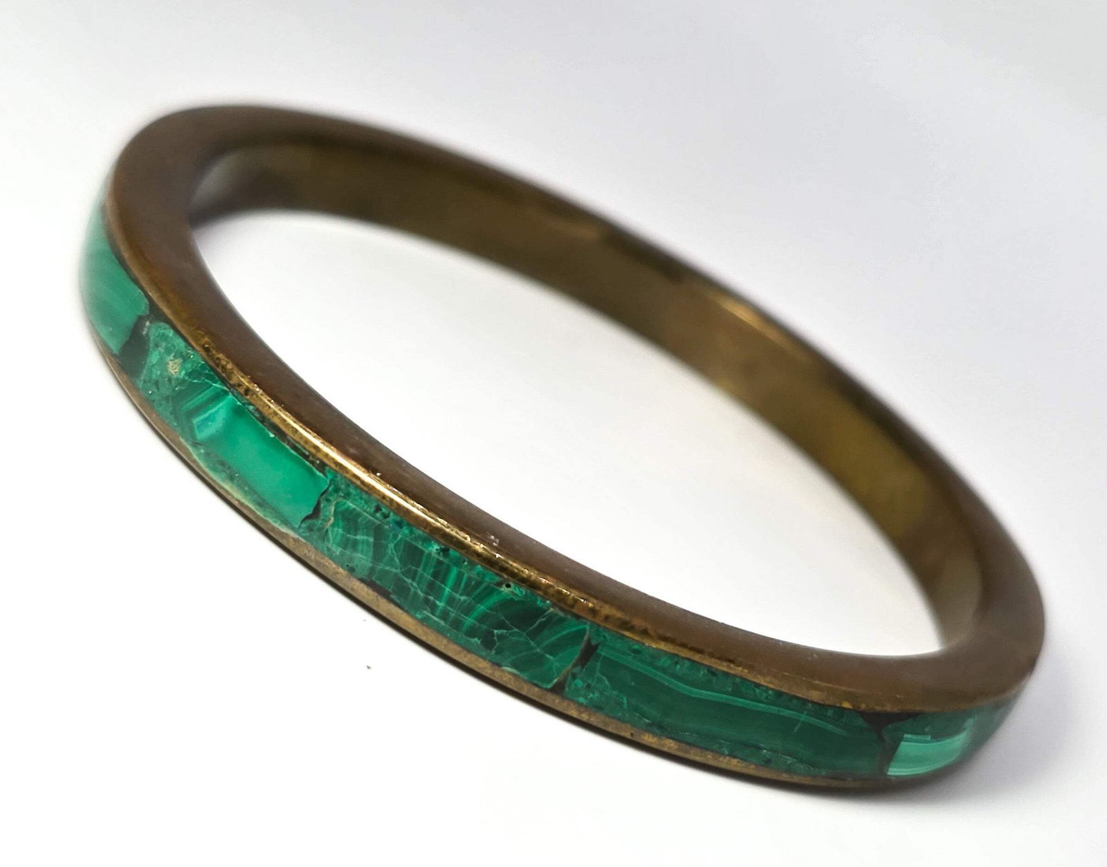 Malachite chip inlay green gemstone vintage brass bangle bracelet