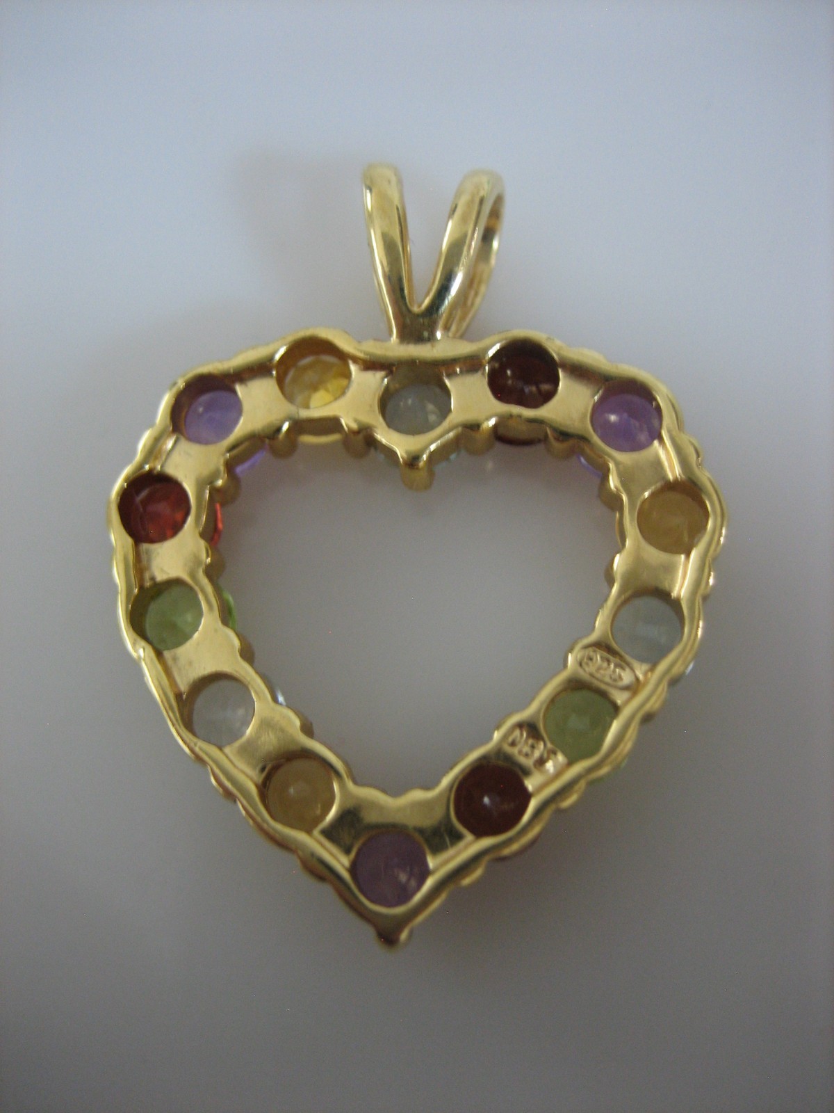 VINTAGE SIGNED DBJ MULTI GEMSTONE HEART PENDANT