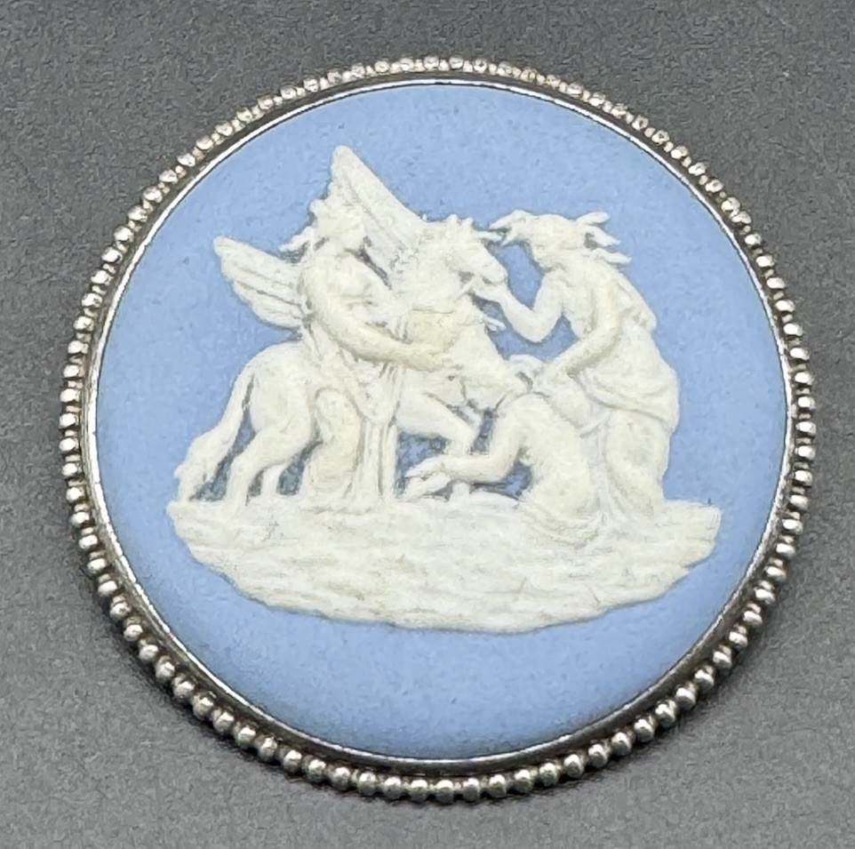 Wedgwood Jasperware Blue Round Brooch Silver Frame Pegasus England S67