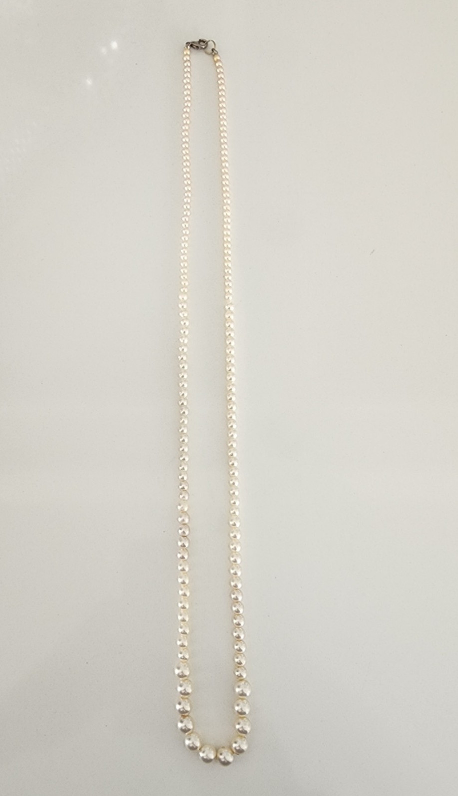 Vintage 28″ Graduated 1 cm Ivory Faux Pearl Necklace – Jewelry