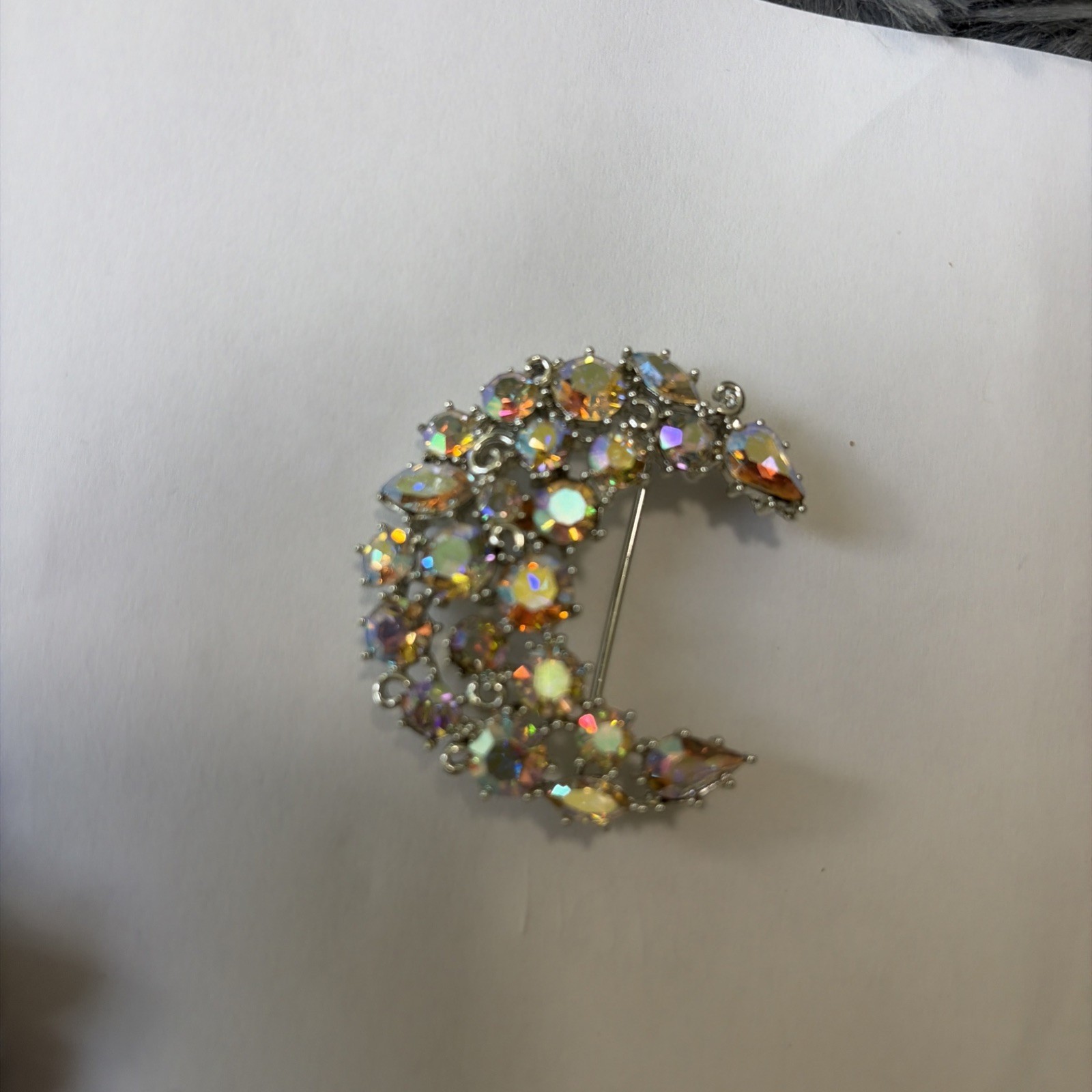 Vintage KARU Arke Blue AB Rhinestone Crescent Moon Brooch Silver Tone Excellent