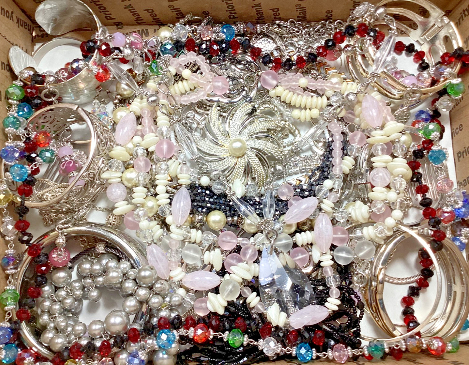 FASHION JEWELRY LOT RHINESTONE SILVER TONE NO BROKEN PIECES 9.64 POUNDS