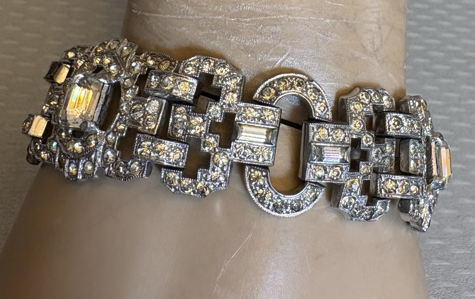 30s Art Deco Rhinestone Bracelet Baguettes Emerald Cut Crystal Pot Metal 7″