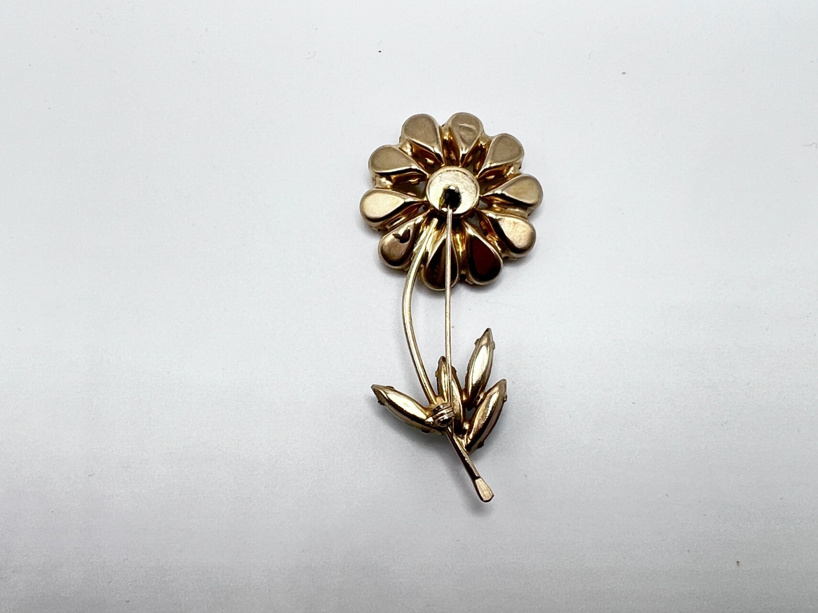 VTG WEISS unsigned Yellow Flower Green Black Rhinestones Gold tone Brooch Pin