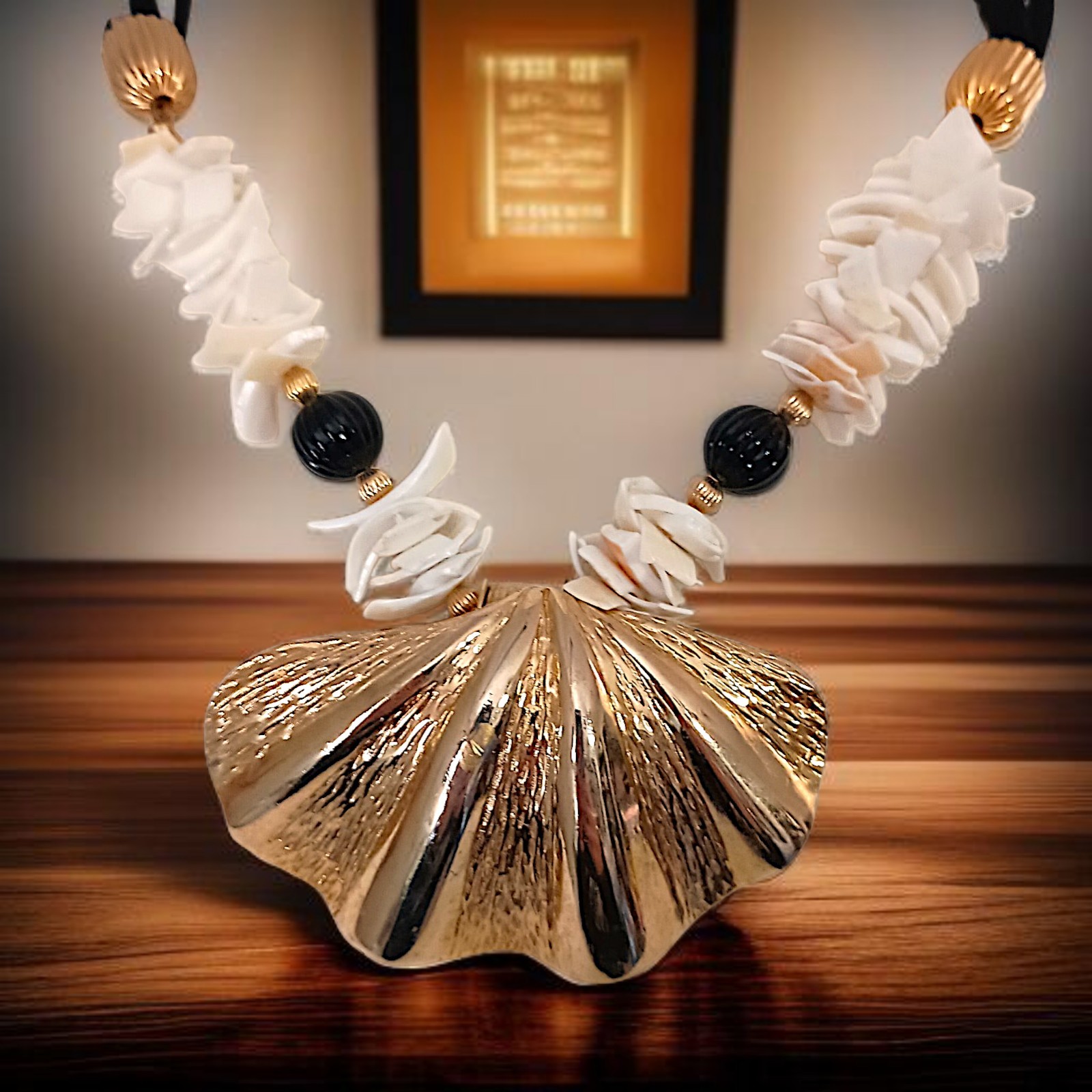 Gay Boyer Scallop Shell Necklace Vintage Corded Chunky Maximalist Coastal Beachy