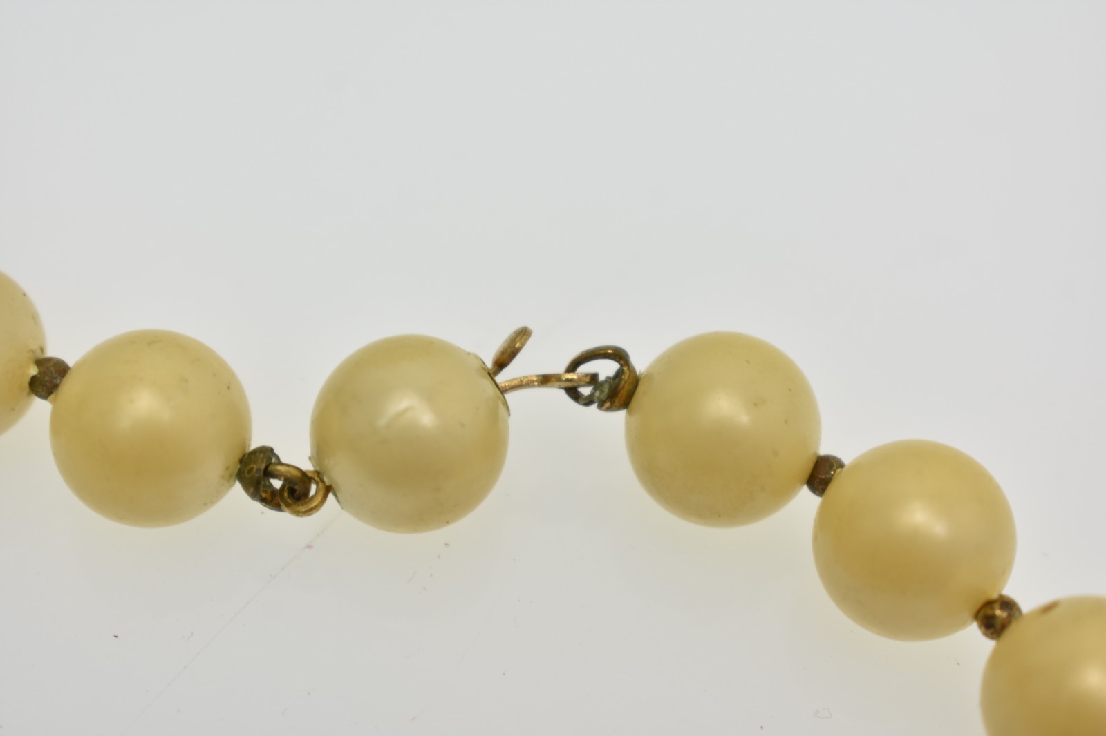 Vintage chunky brown and faux pearl beaded statement necklace with gold tone