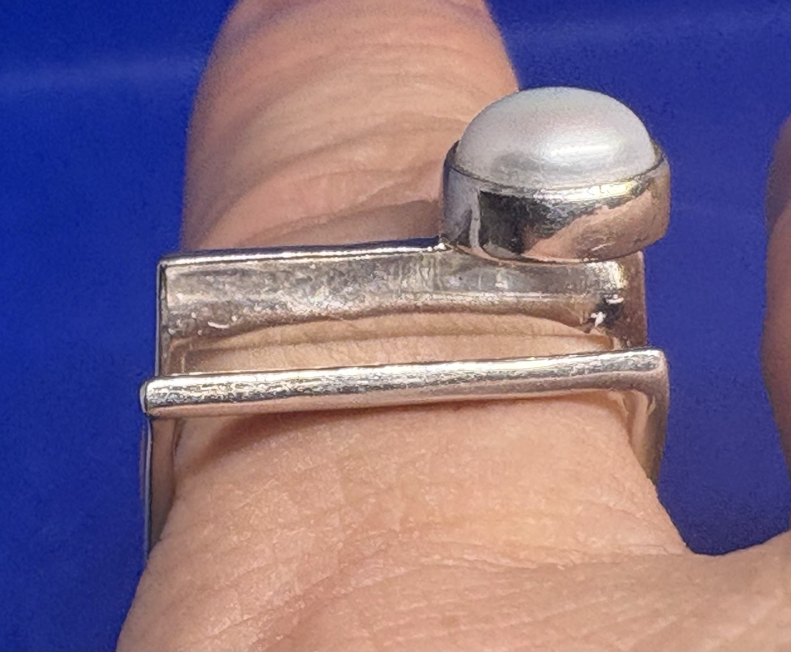(01) TS 925 Sterling Silver Square Ring Size 6.5-7.0 White Pearl Mexico 1980s