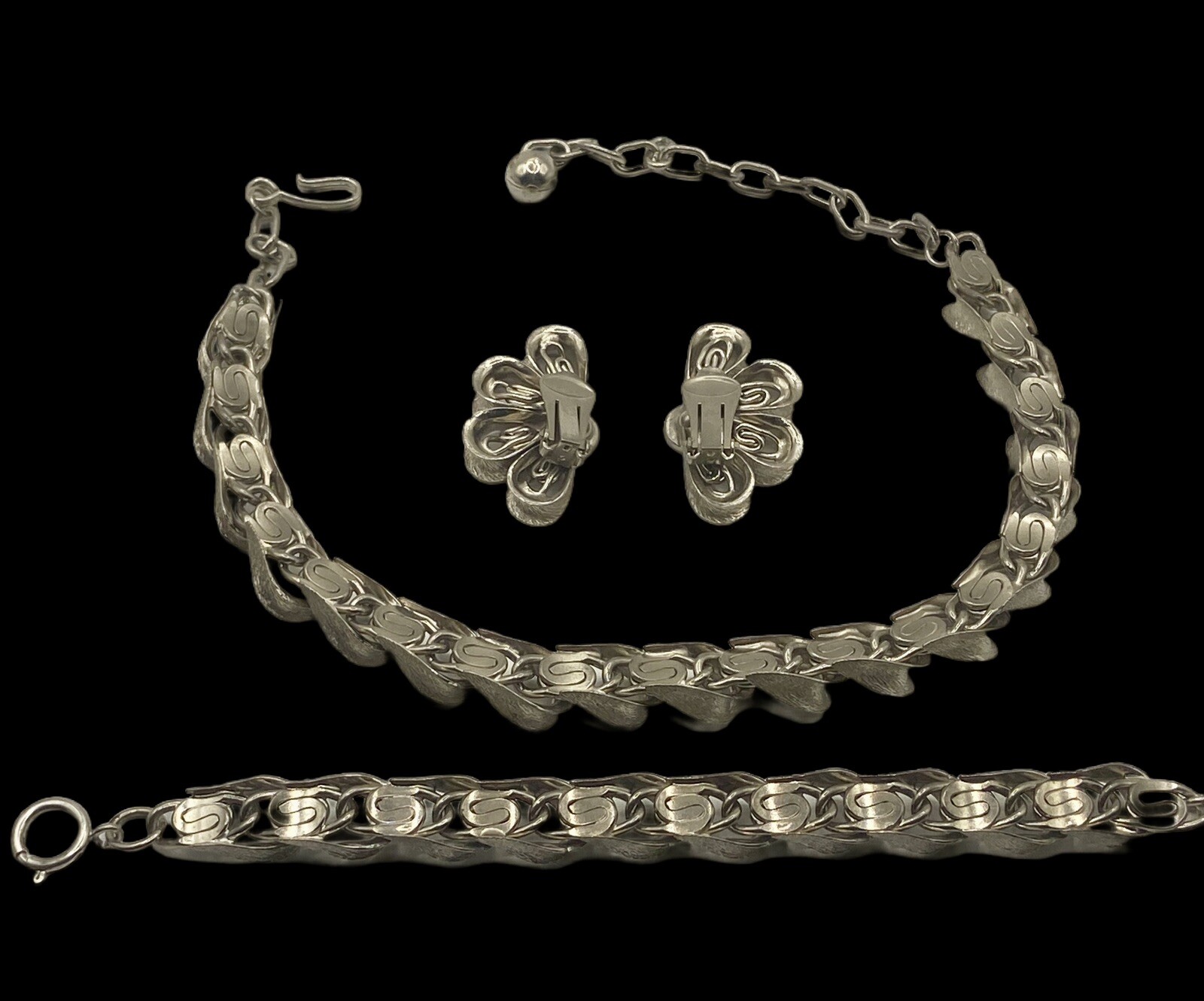 Vintage Aluminum Flower Necklace Earrings Bracelet Set~Lightweight Design~1950s