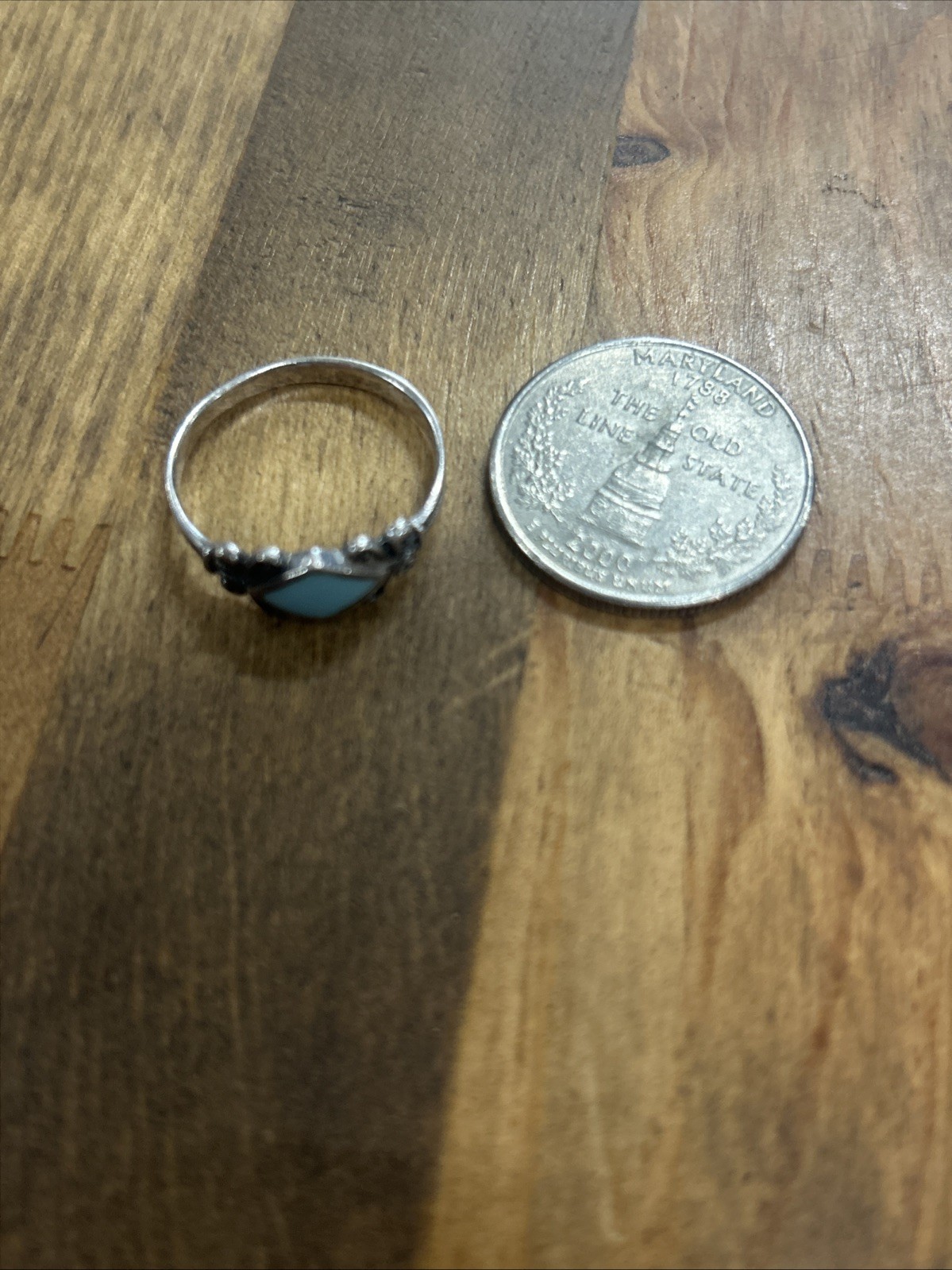 Size 8.75 Vintage Sterling Silver CW Ring With Turquoise Scroll 1.88 Grams