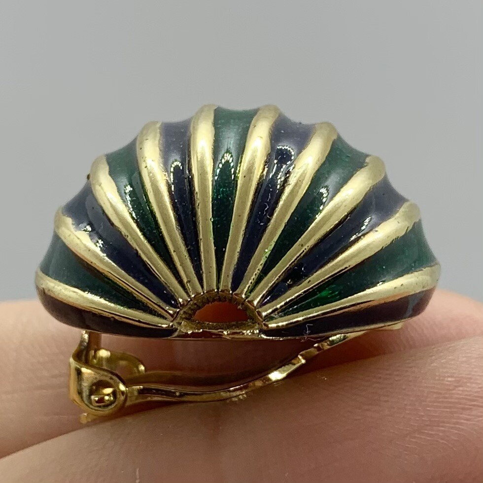 VTG EARRINGS MELON ENAMEL GAY BOYER LARGE DOME GREEN BLACK SHINY MINTY CLIP