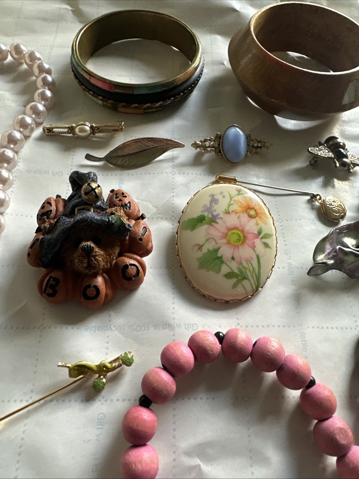 Lot Of Vintage Jewelry Mix Signed Unsigned Mix