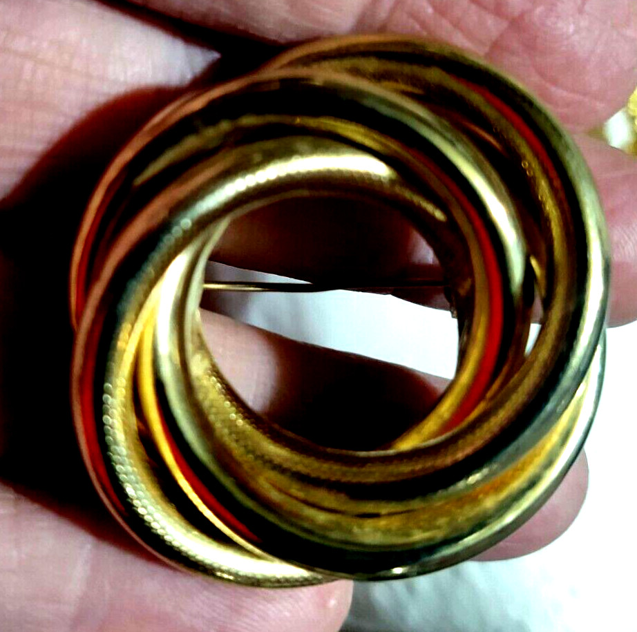 Lot of 4 Brooch Brooches VTG Gold Tone Metal Unmarked Swirls Bow Safety Clasps