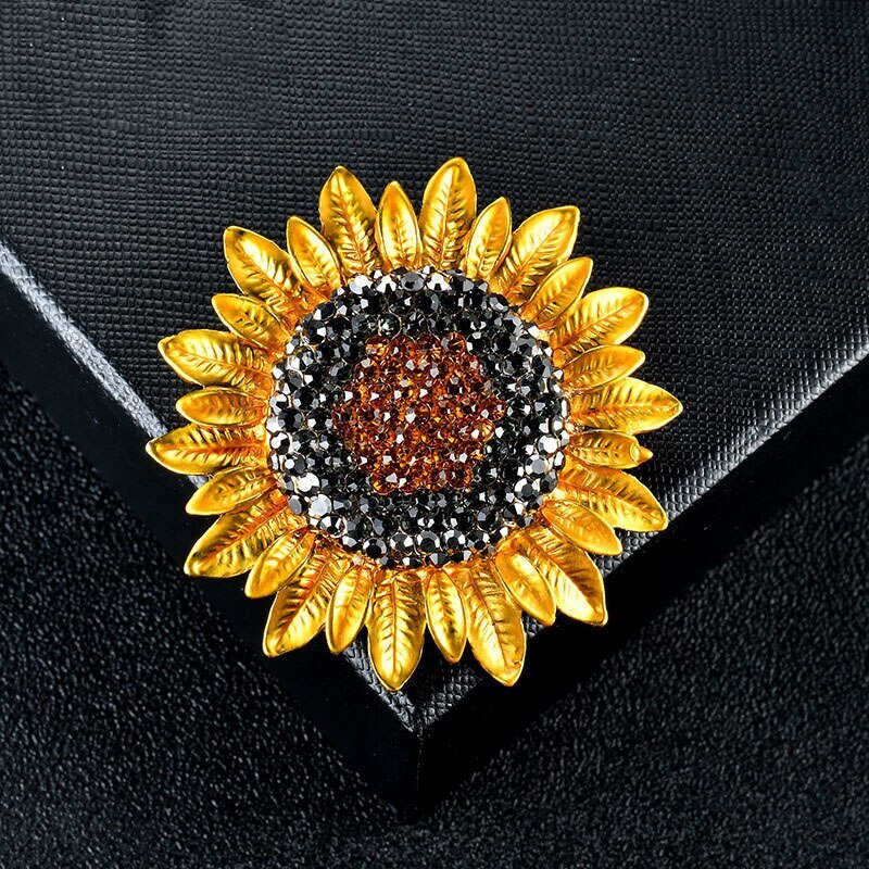 Unisex Vintage Flower Brooch Enamel Pin Antique Jewelry Gift Accessories