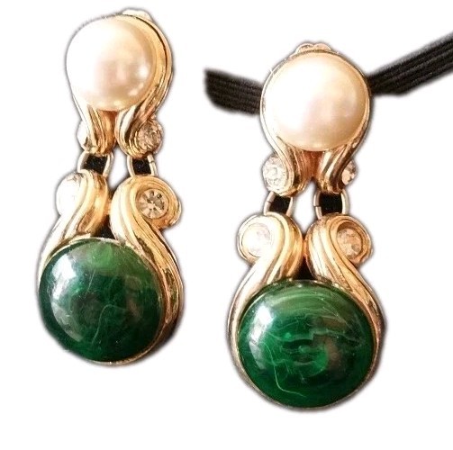 Vintage Grosse Gold Tone Gripoxi Swirled White & Green Cabs Mogul Drop Design A8